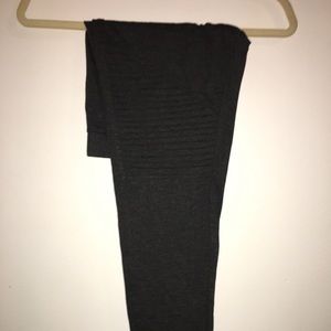 DARK GREY RIBBED LEGGINGS